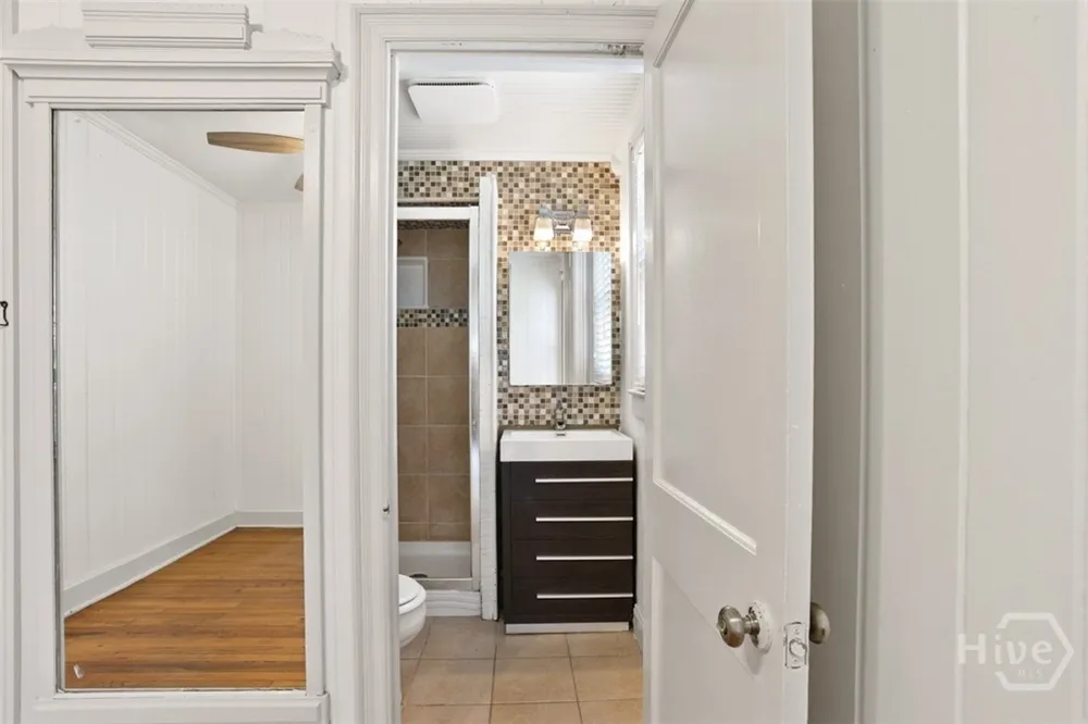 546 Columbus Drive Savannah, GA 31405