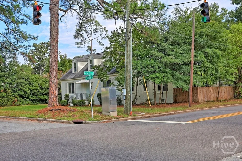 546 Columbus Drive Savannah, GA 31405