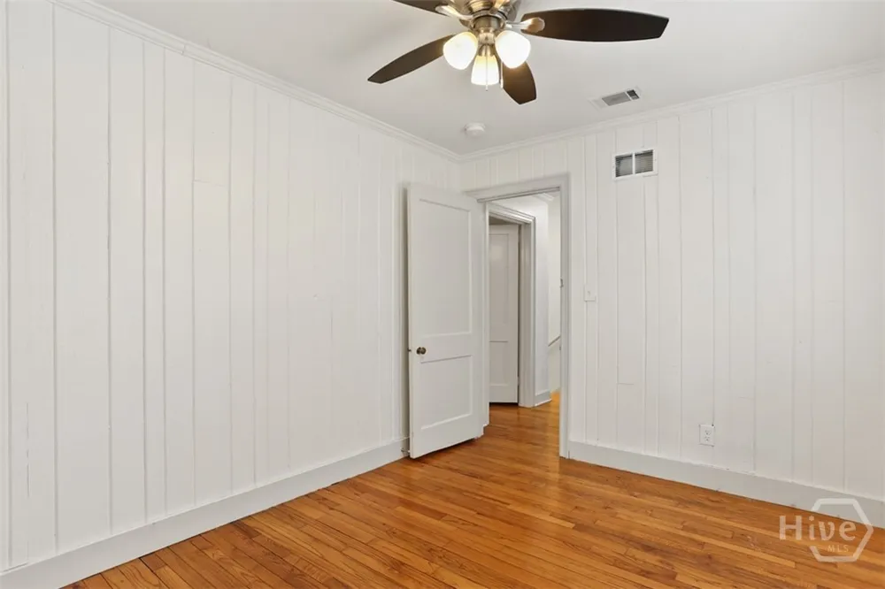 546 Columbus Drive Savannah, GA 31405