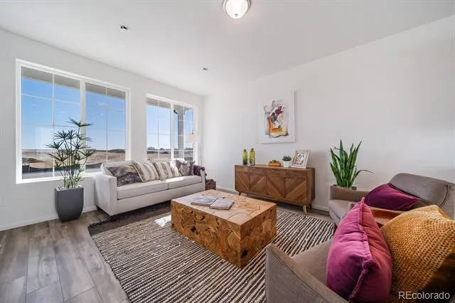 624 Wagon Wheel Way Bennett, CO 80102