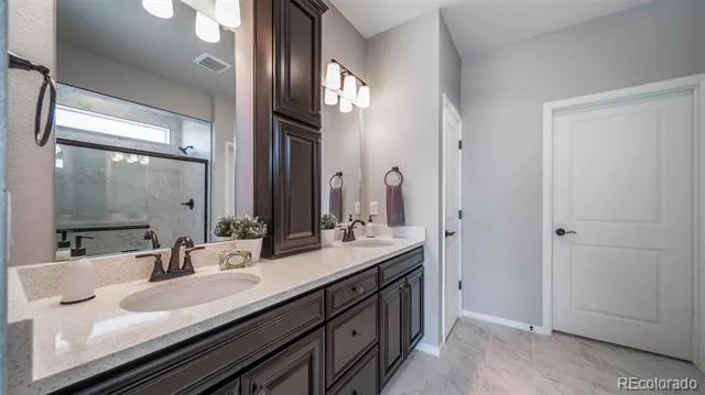 4818 Sicily Court Aurora, CO 80019