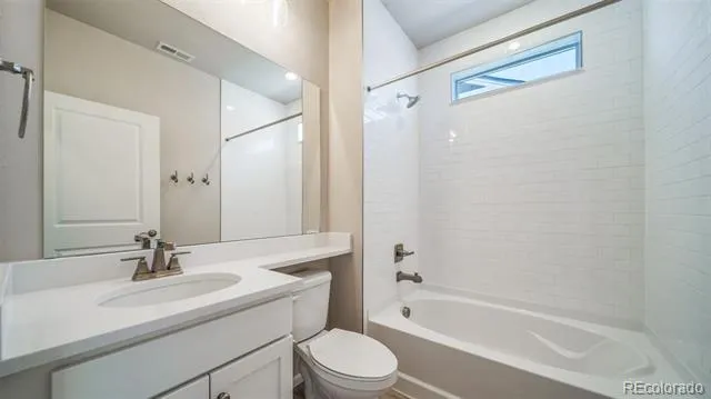 5164 Quatar Street Aurora, CO 80019