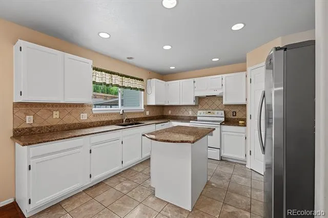 3545 W Hamilton Place Denver, CO 80236