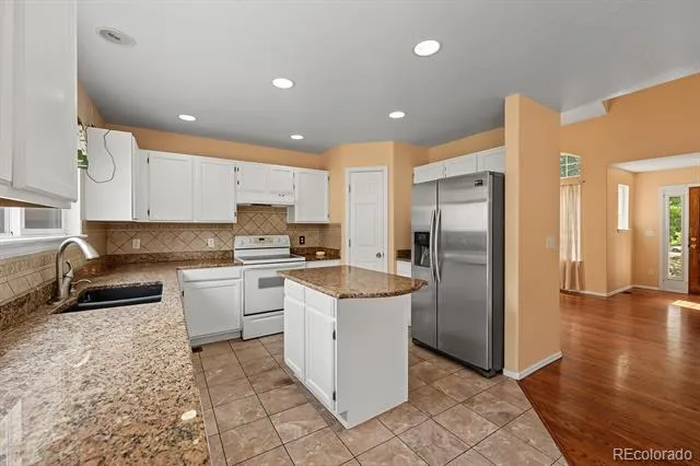 3545 W Hamilton Place Denver, CO 80236