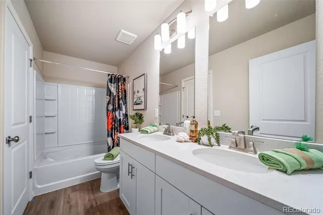 21842 E 46th Place Aurora, CO 80019