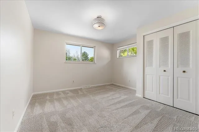 6689 E Heritage Pl N Englewood, CO 80111