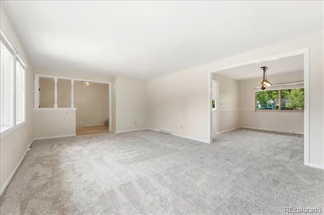 6689 E Heritage Pl N Englewood, CO 80111