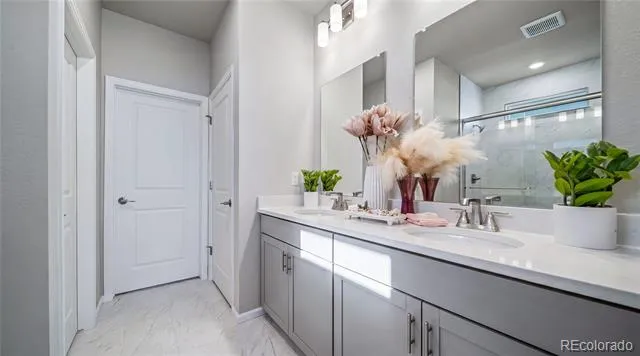 4587 Sicily Court Aurora, CO 80019