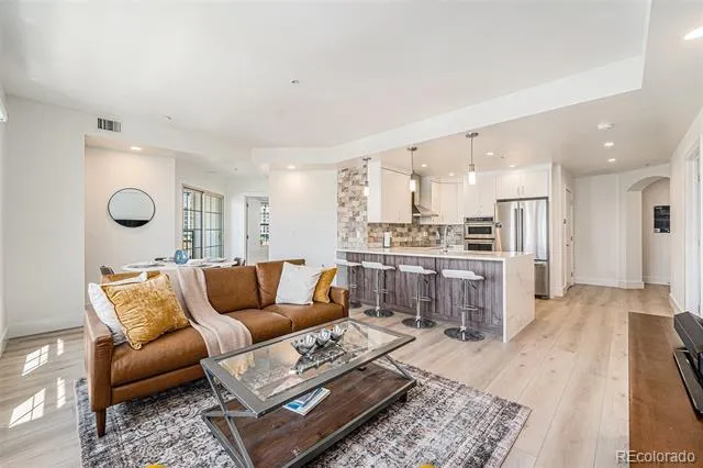 925 Lincoln Street #6F Denver, CO 80203