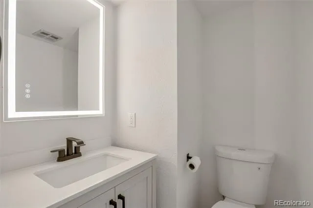 1195 S Oneida Street #A Denver, CO 80224