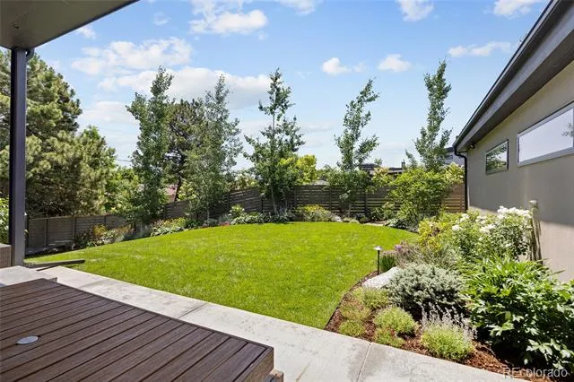 2560 Newcombe Way Lakewood, CO 80215