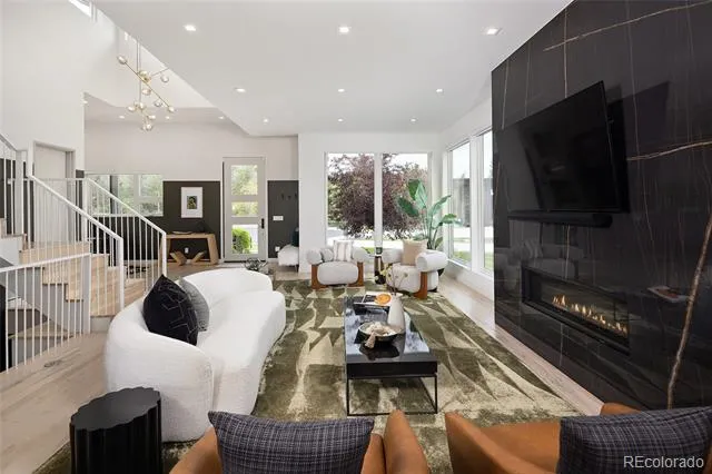 2560 Newcombe Way Lakewood, CO 80215
