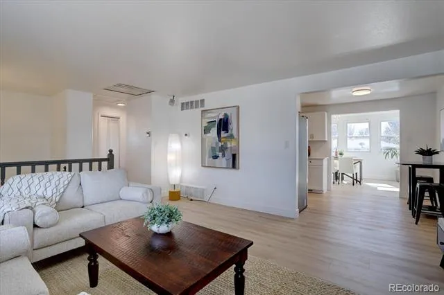 3822 W Quinn Place Denver, CO 80236