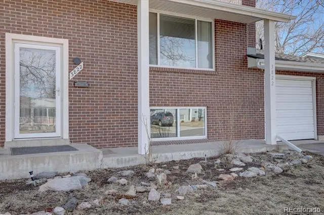 3822 W Quinn Place Denver, CO 80236