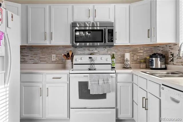 2524 Weyburn Way Colorado Springs, CO 80922