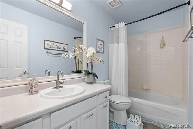 2524 Weyburn Way Colorado Springs, CO 80922