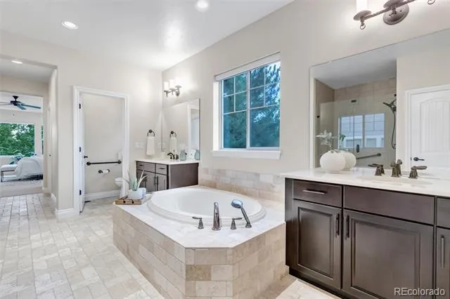11890 W 39th Place Wheat Ridge, CO 80033