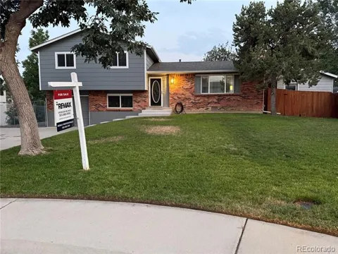 9320 W Burgundy Avenue
