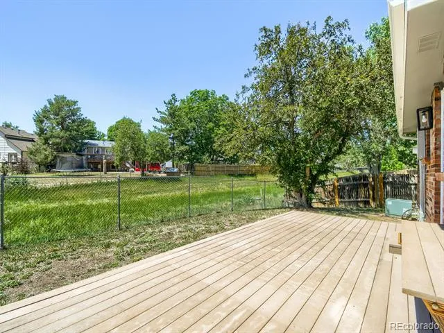 9320 W Burgundy Avenue Littleton, CO 80123