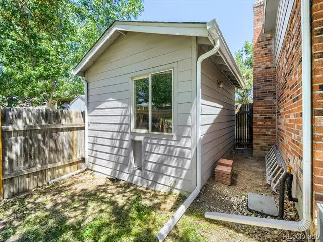 9320 W Burgundy Avenue Littleton, CO 80123