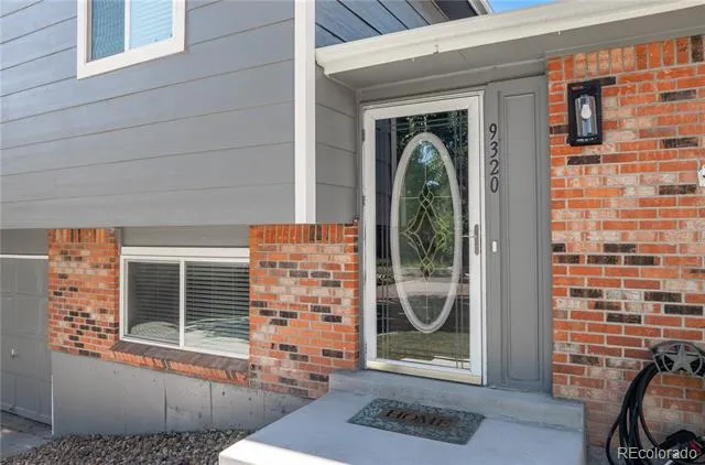 9320 W Burgundy Avenue Littleton, CO 80123