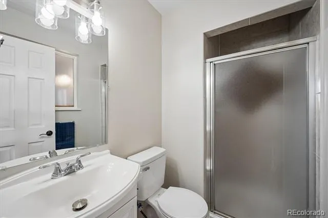 9864 W Maryland Drive Lakewood, CO 80232