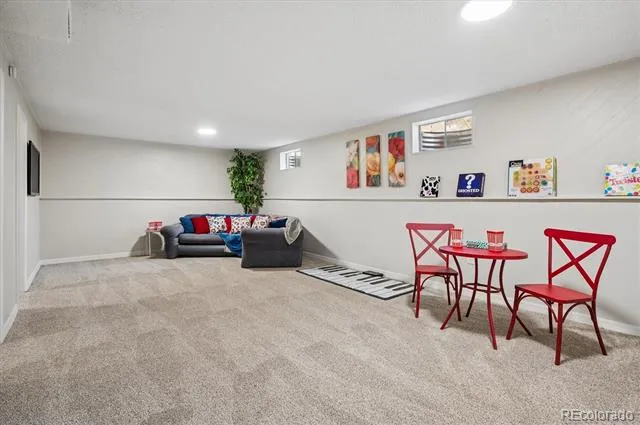 9864 W Maryland Drive Lakewood, CO 80232
