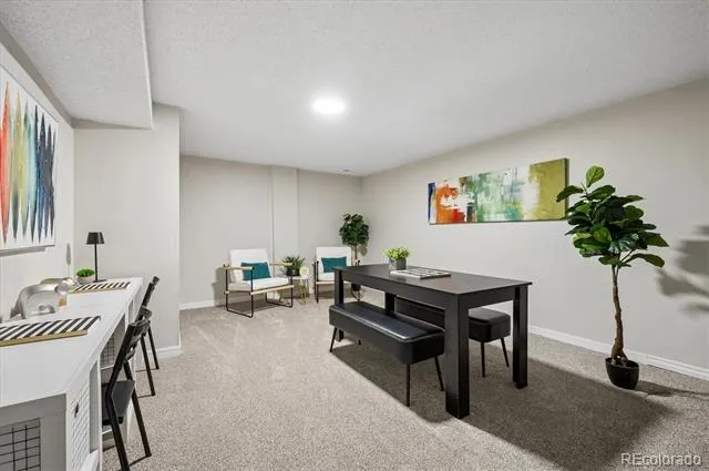 9864 W Maryland Drive Lakewood, CO 80232