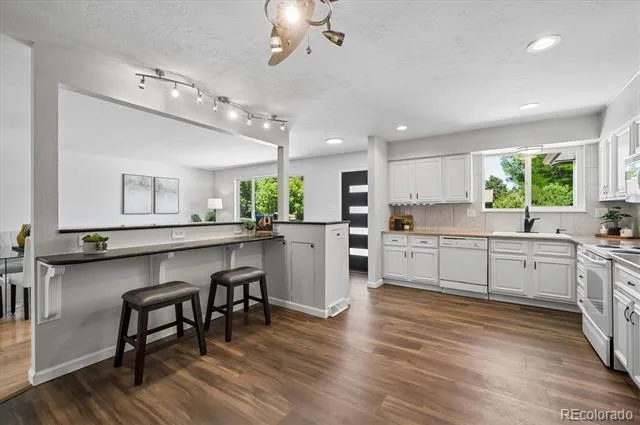9864 W Maryland Drive Lakewood, CO 80232
