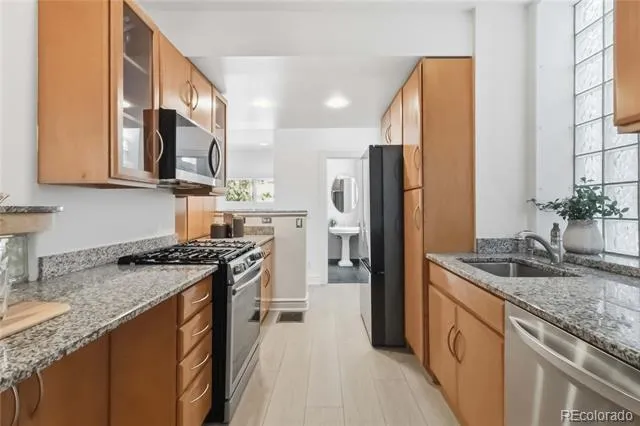 960 Ogden Street Denver, CO 80218
