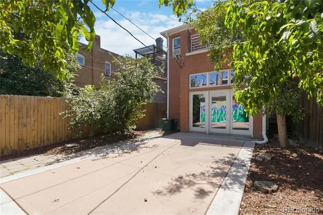 960 Ogden Street Denver, CO 80218