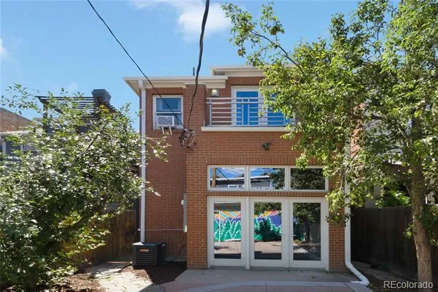 960 Ogden Street Denver, CO 80218