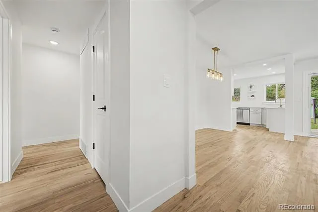 3346 W Layton Avenue Englewood, CO 80110