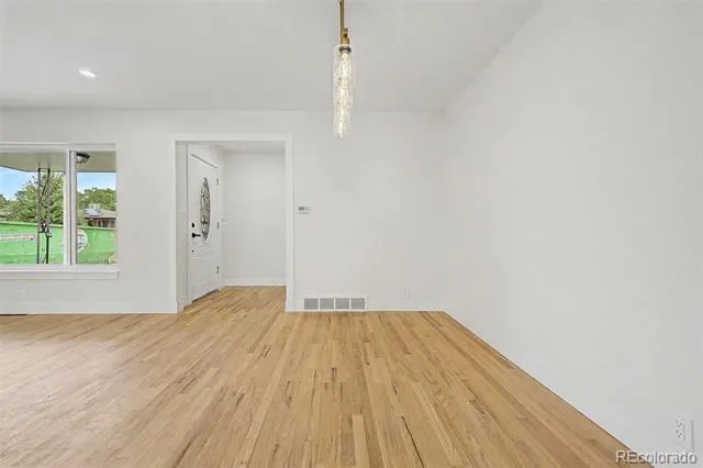 3346 W Layton Avenue Englewood, CO 80110