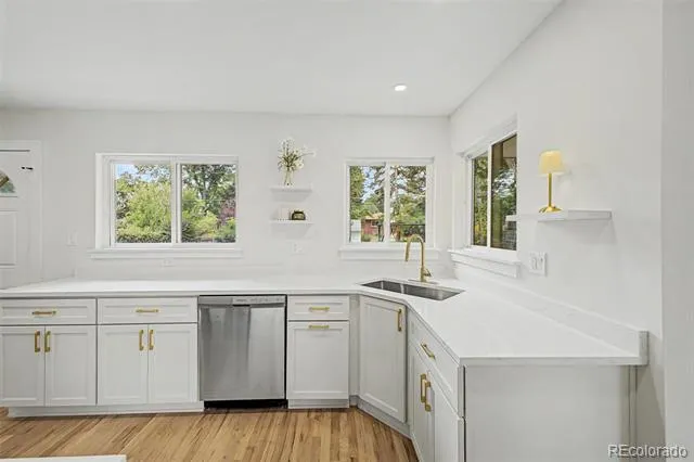 3346 W Layton Avenue Englewood, CO 80110