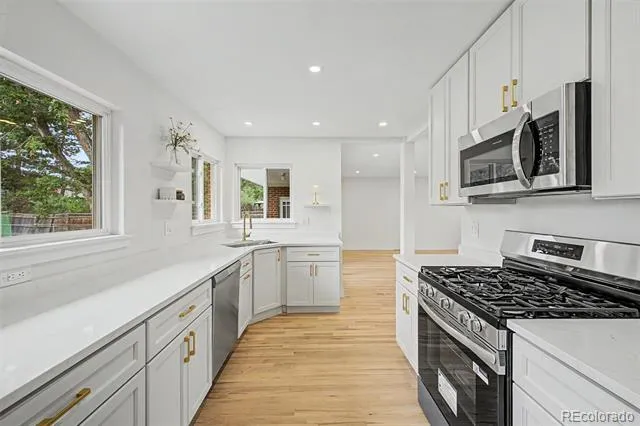 3346 W Layton Avenue Englewood, CO 80110