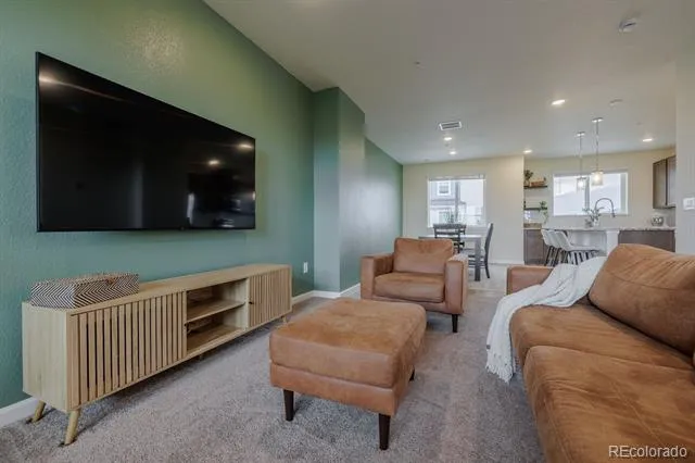 930 Hook Grove Colorado Springs, CO 80907