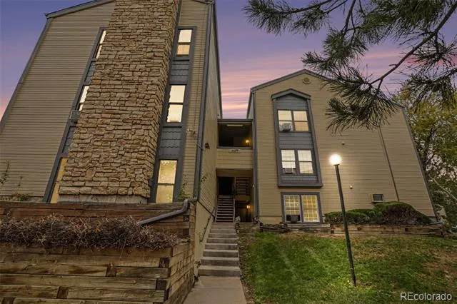 467 S Memphis Way #13 Aurora, CO 80017
