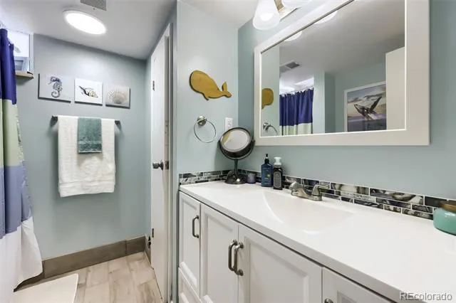 8906 Oakwood Street Westminster, CO 80031