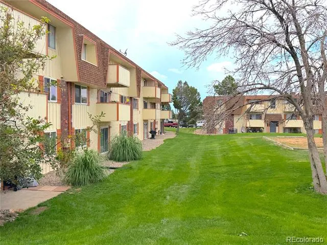 10211 Ura Lane #3-303 Thornton, CO 80260