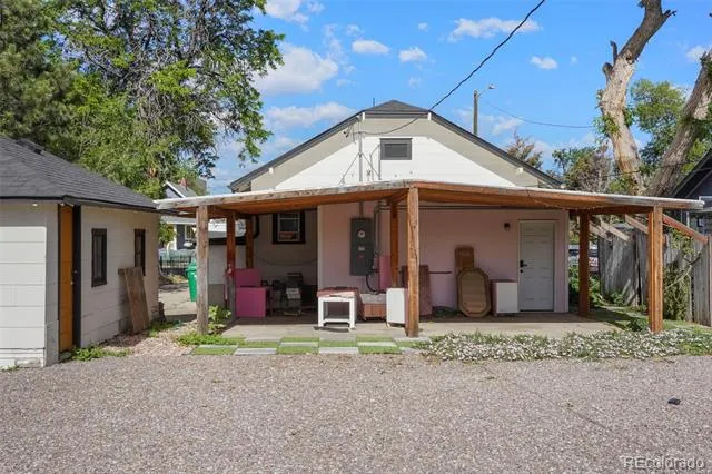 1530 Geneva Street Aurora, CO 80010