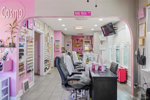 1530 Geneva Street Aurora, CO 80010
