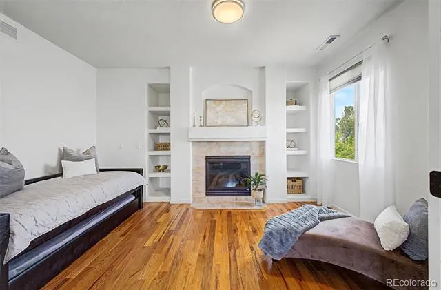 1820 Lochmore Drive Longmont, CO 80504