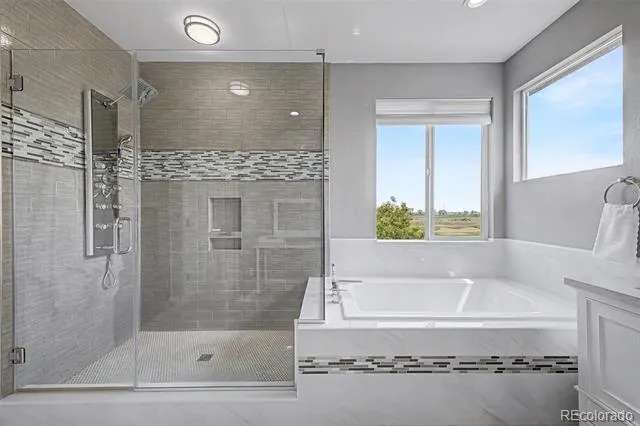 1820 Lochmore Drive Longmont, CO 80504
