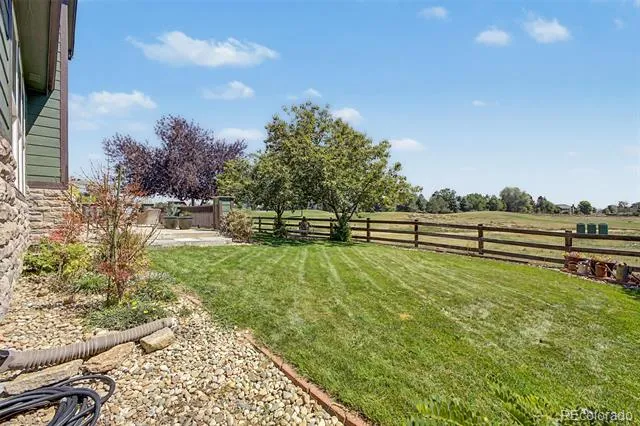 1820 Lochmore Drive Longmont, CO 80504