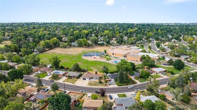 945 E 10th Avenue Broomfield, CO 80020