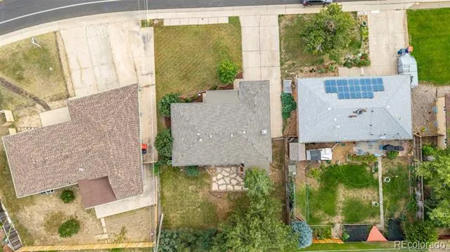 945 E 10th Avenue Broomfield, CO 80020
