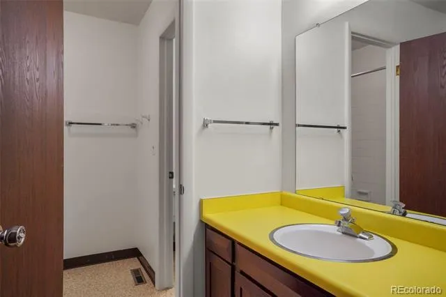 6926 W 87th Way #244 Arvada, CO 80003