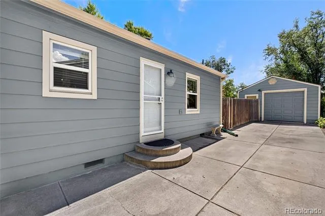 2836 W Irvington Place Denver, CO 80219