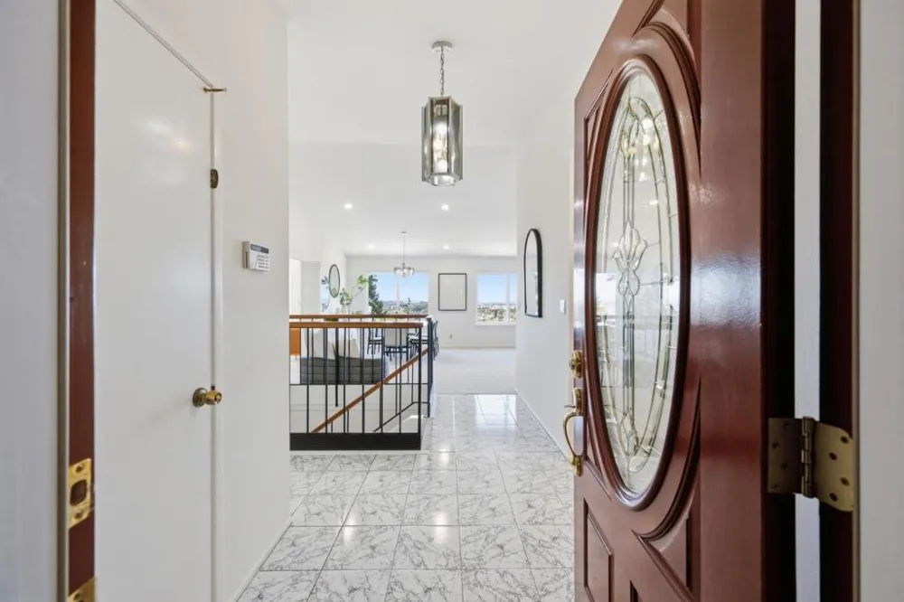 1209 North Road Belmont, CA 94002